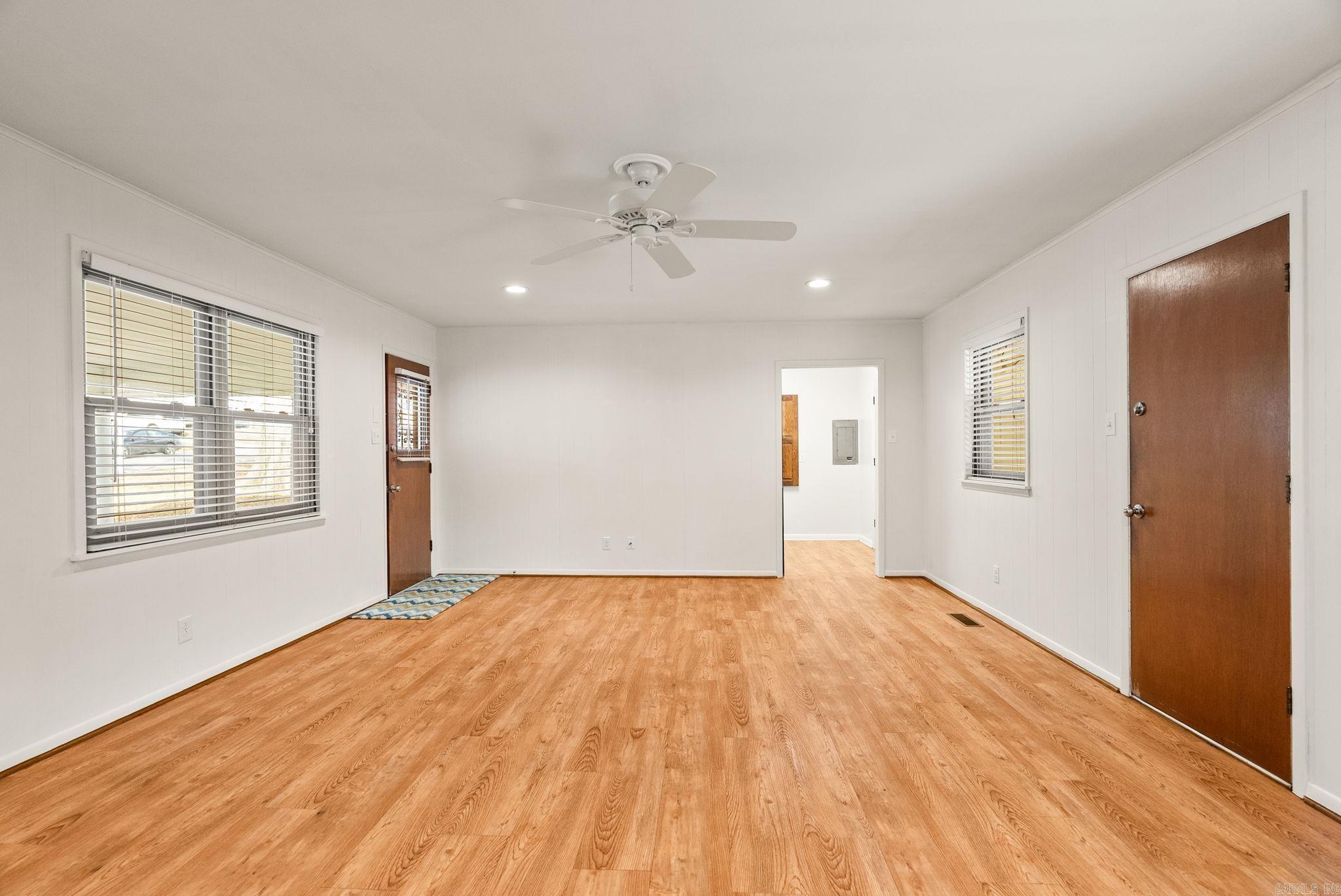 HILLSIDE - Residential