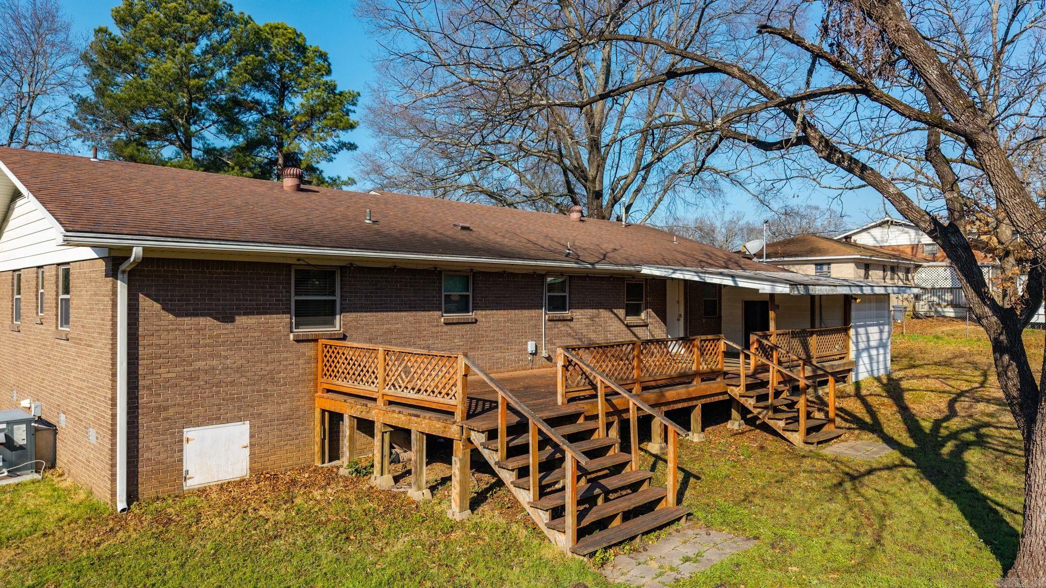 HILLSIDE - Residential