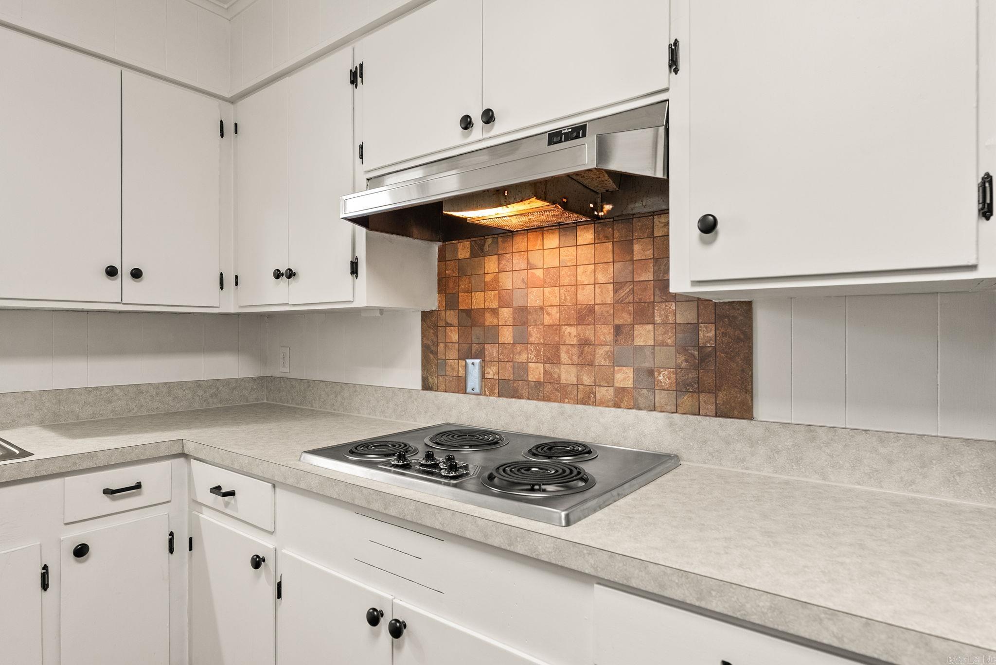 HILLSIDE - Residential