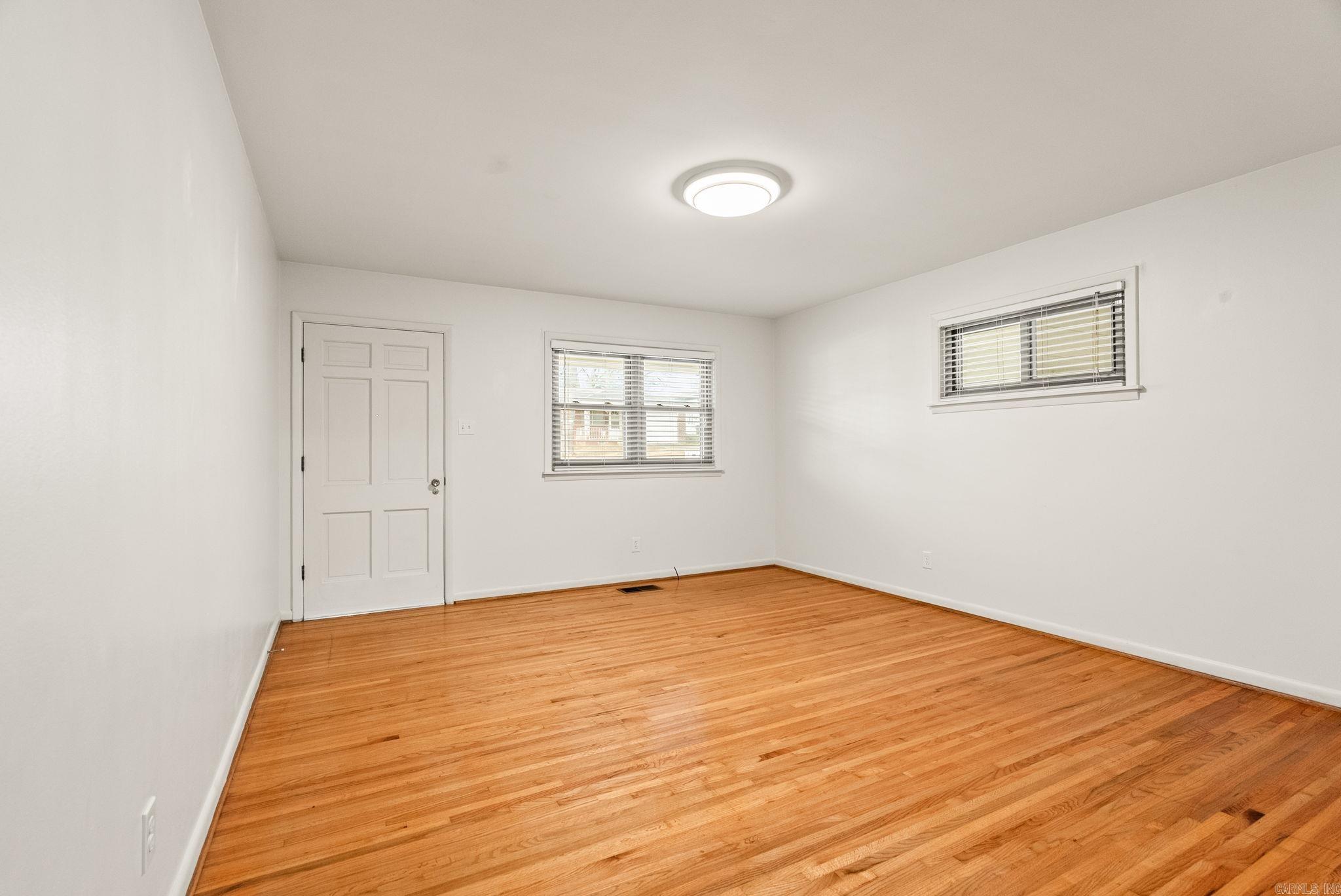 HILLSIDE - Residential