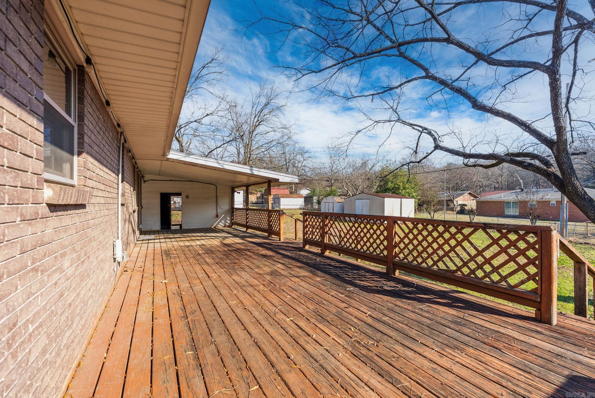 HILLSIDE - Residential