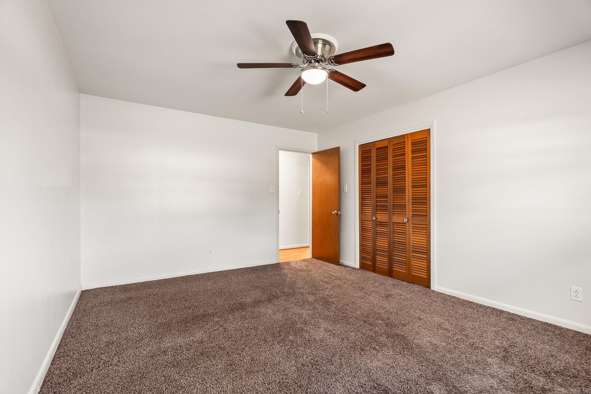 HILLSIDE - Residential