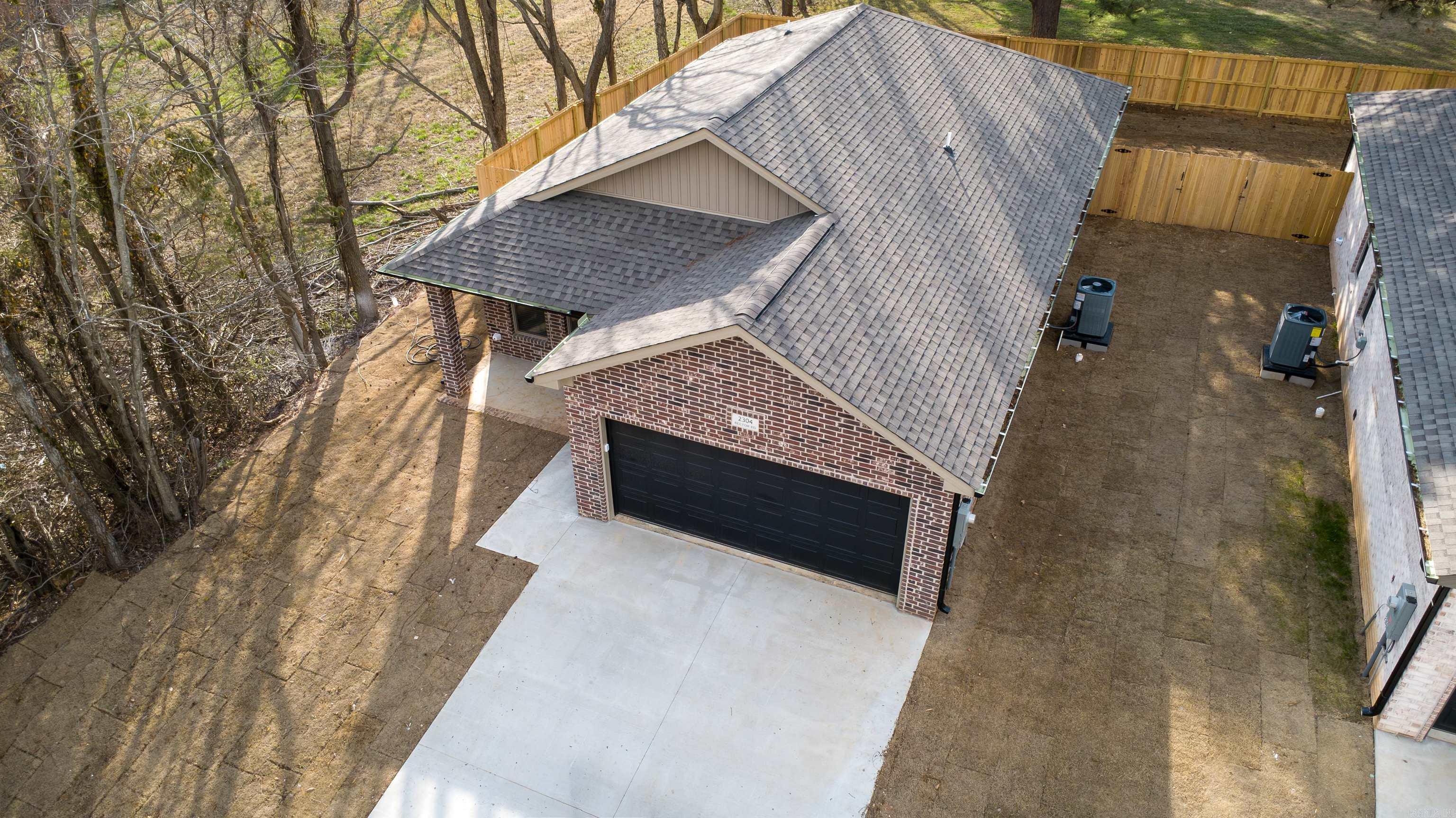 HILLVIEW ACRES - Residential