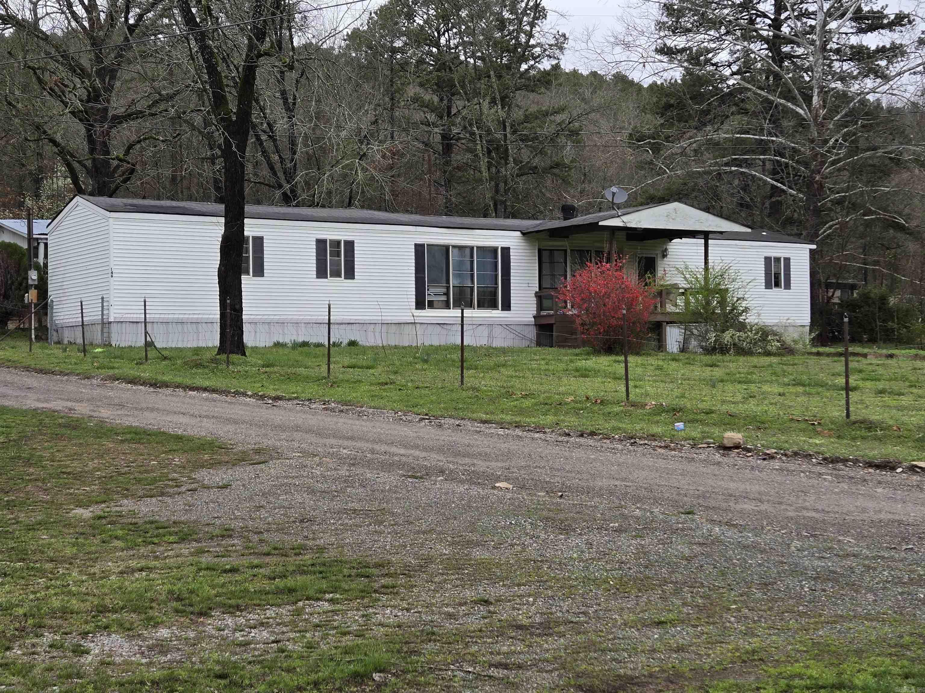 Fountain Lake - Commercial Sale
