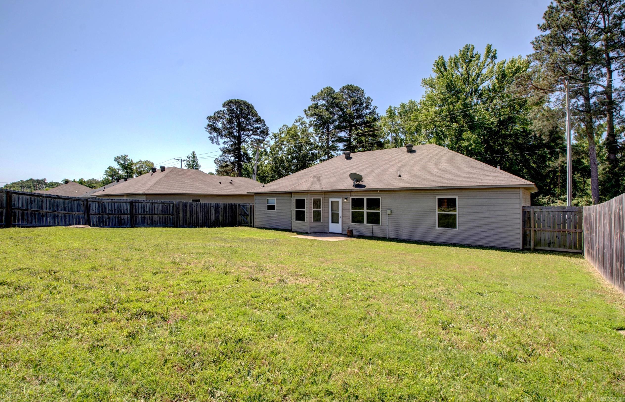 GREENWOOD ACRES - Residential