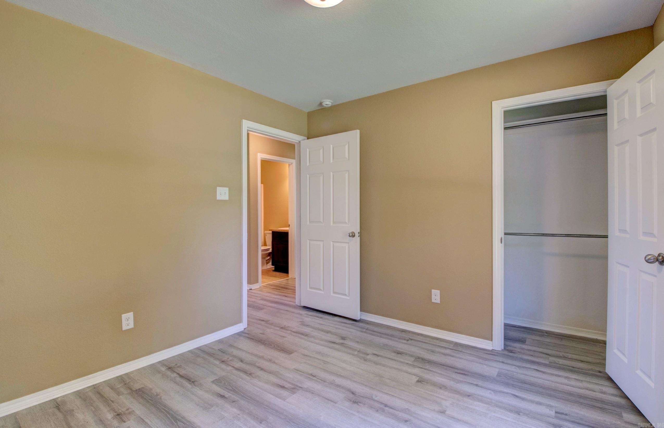 GREENWOOD ACRES - Residential