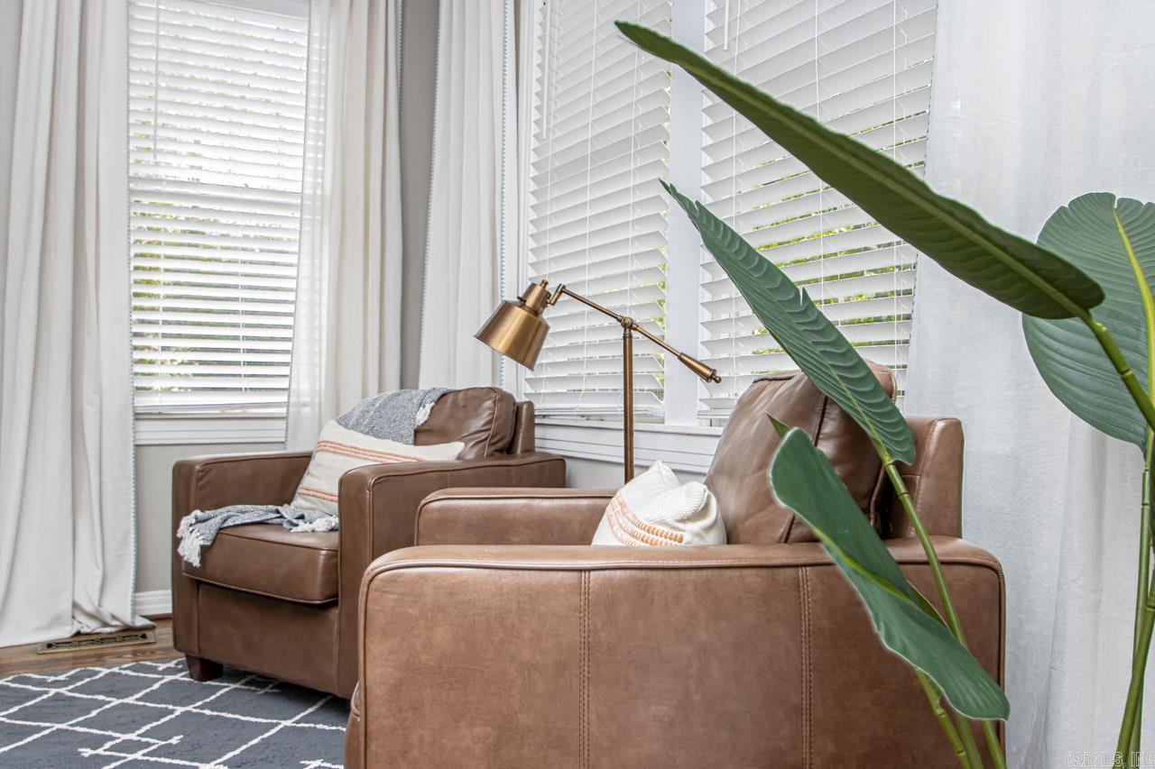 Hill Crest - Residential Lease