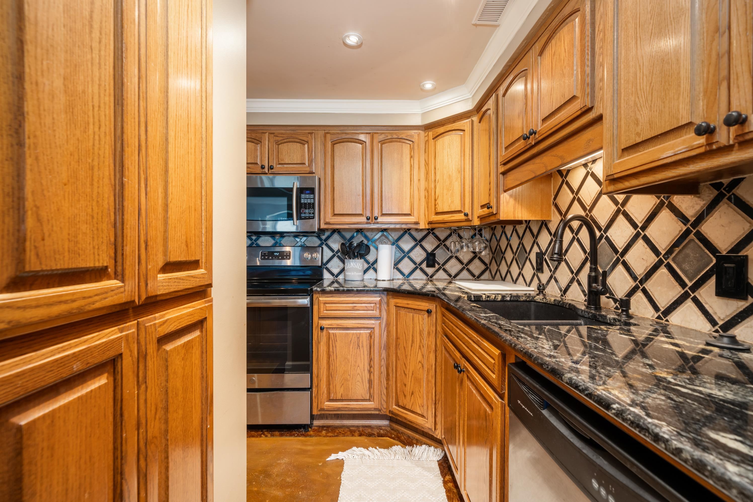 BEACON MANOR HPR - Residential