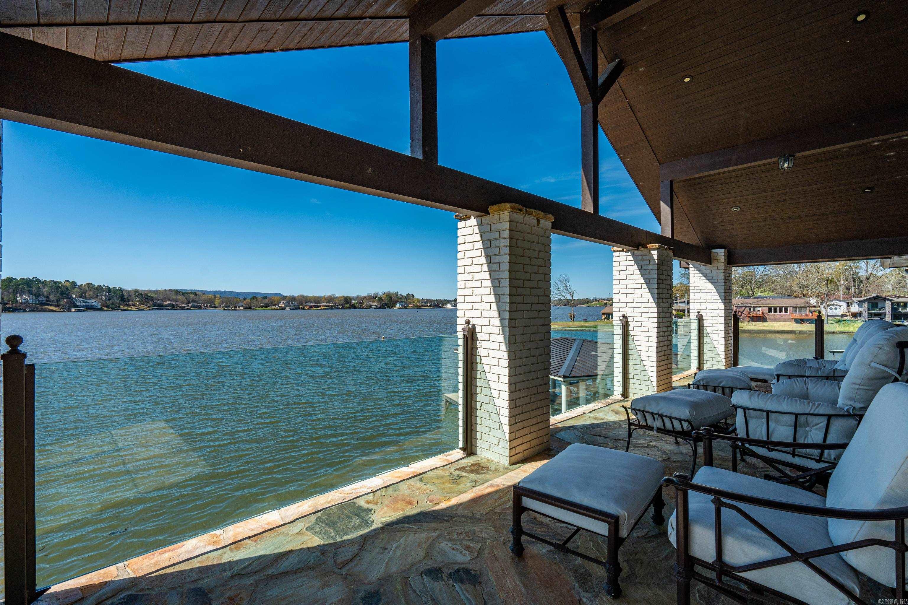 LAKEVIEW - Residential