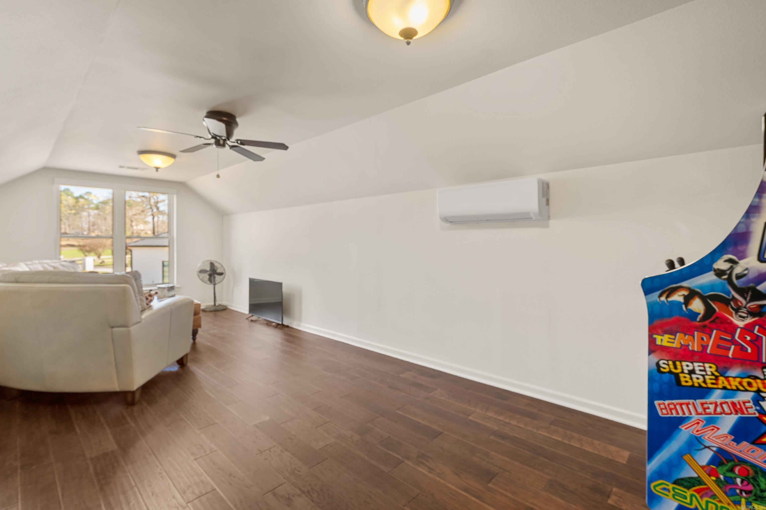 LAKEVIEW - Residential