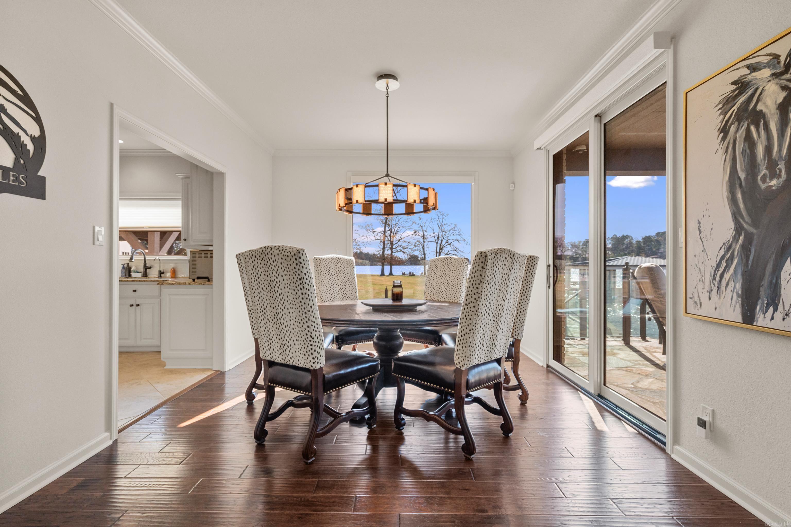 LAKEVIEW - Residential