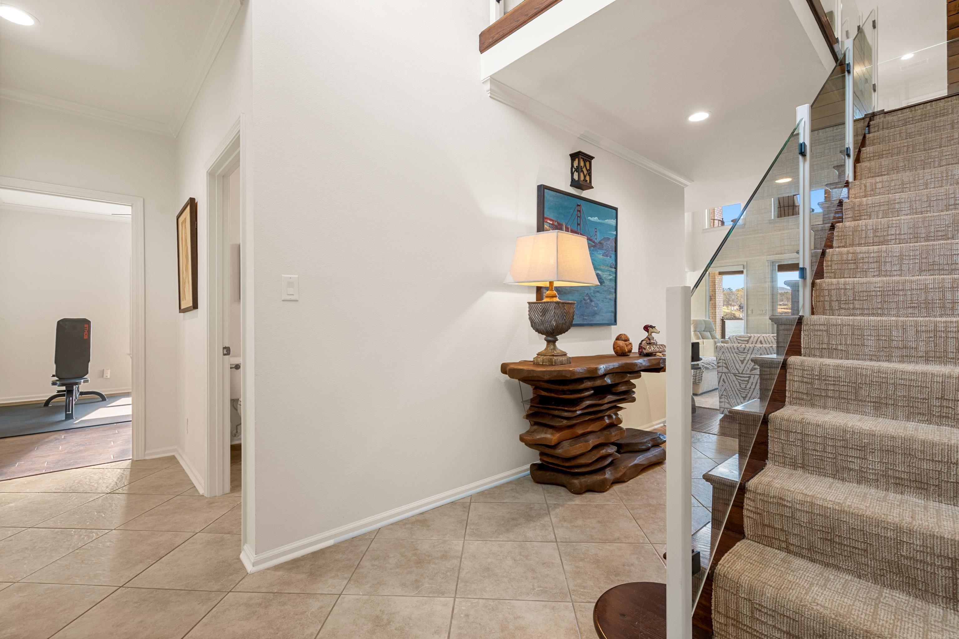 LAKEVIEW - Residential