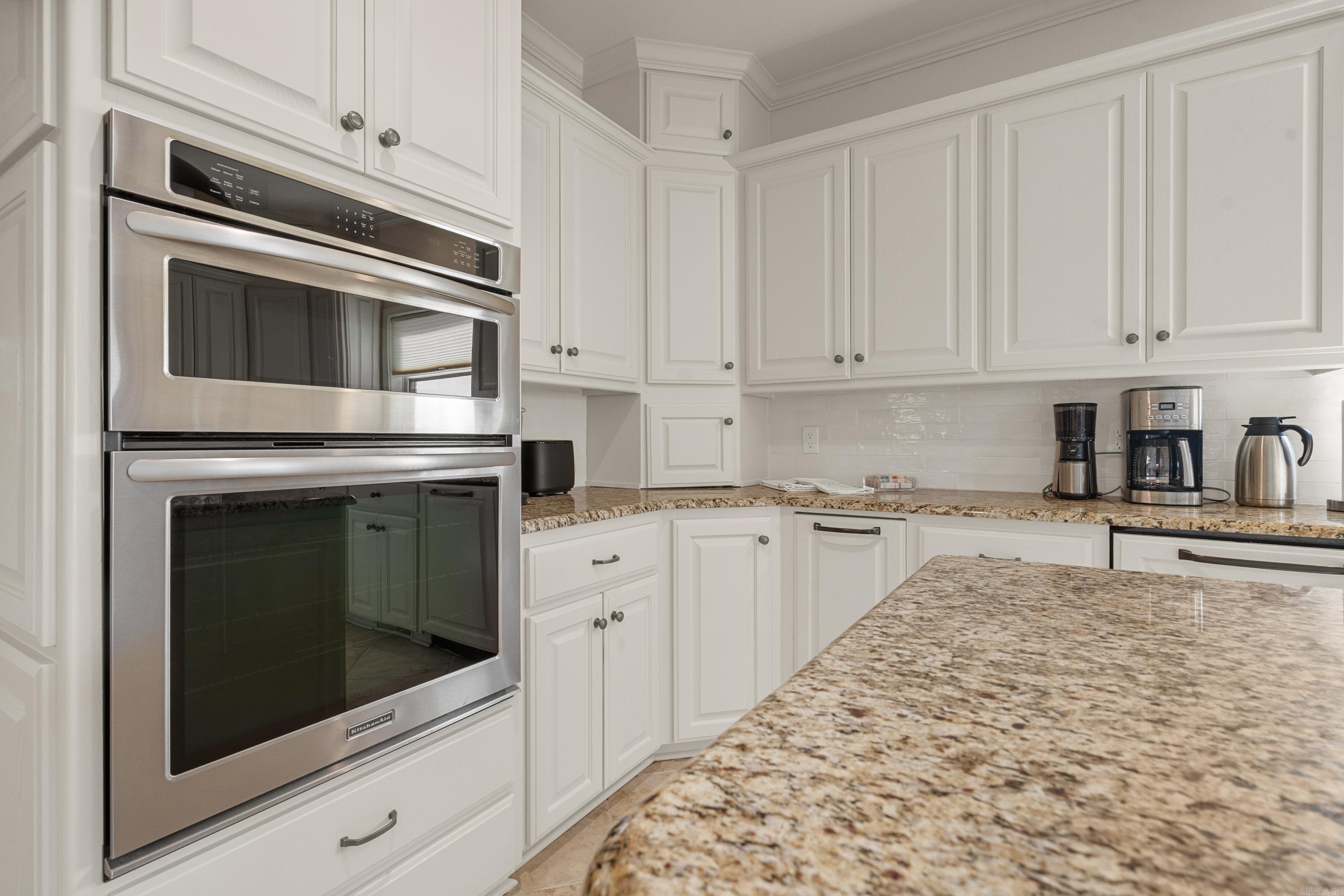 LAKEVIEW - Residential