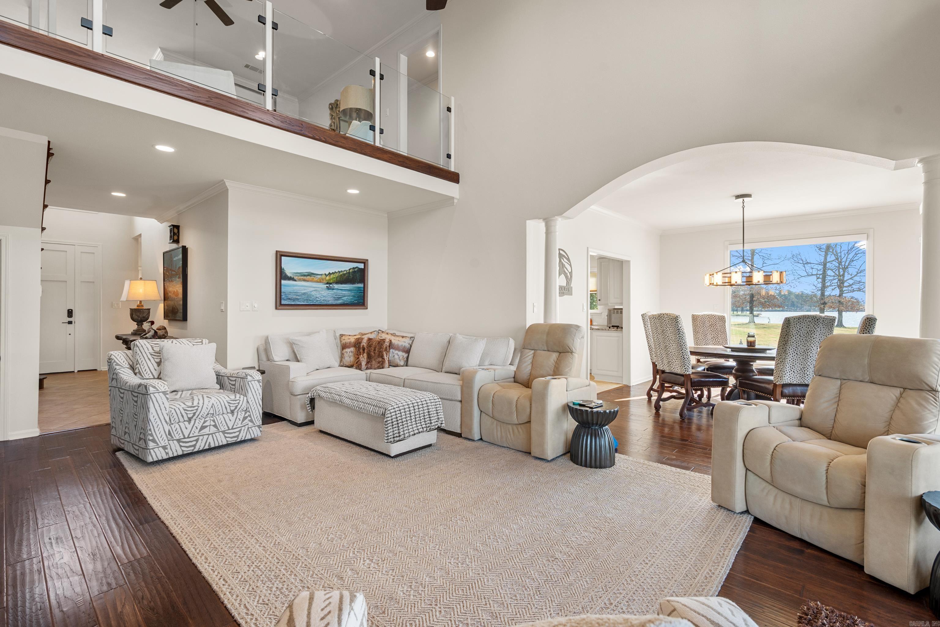 LAKEVIEW - Residential