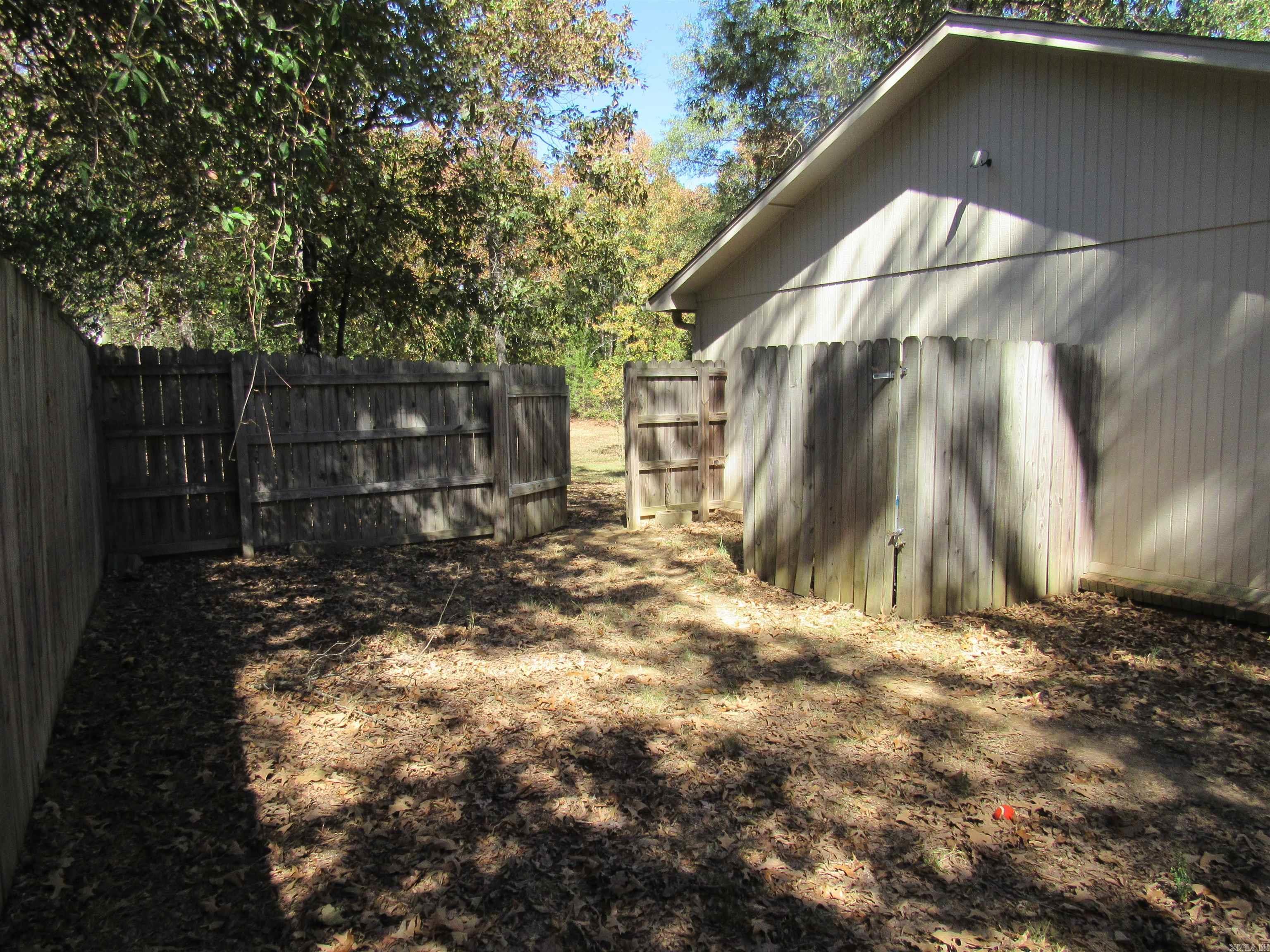 Metes & Bounds - Residential Lease