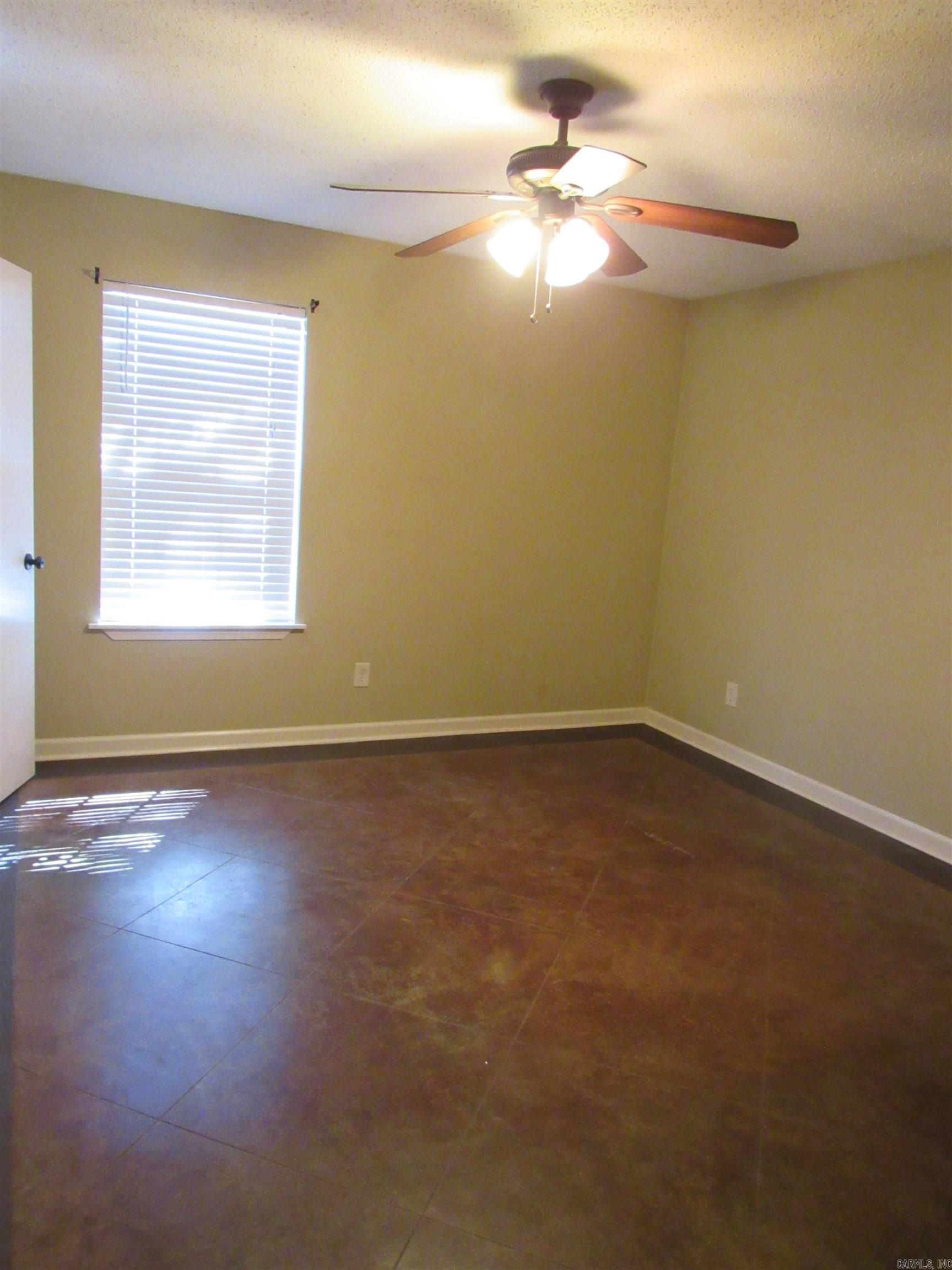 Metes & Bounds - Residential Lease