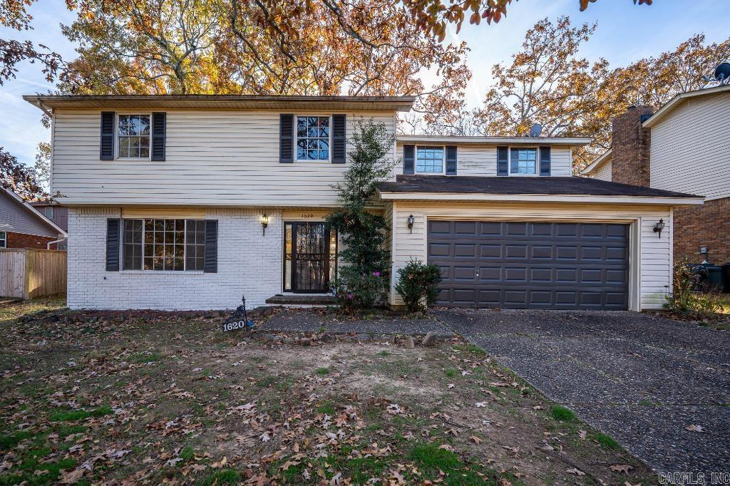 Fantastic 5 (1 down 4 up) bed 2.5 bath home. This home features fresh paint, stainless appliances, and much more. super clean move in ready