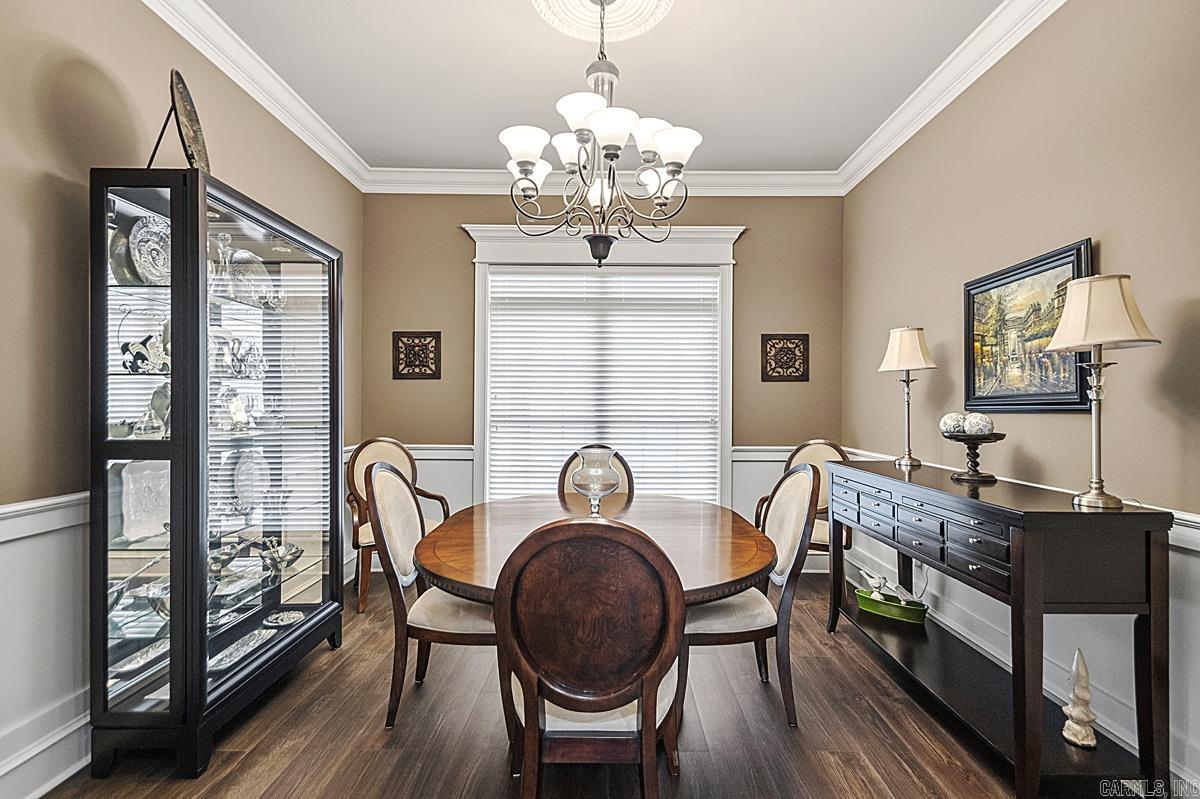 LONGHILLS VILLAGE - Residential