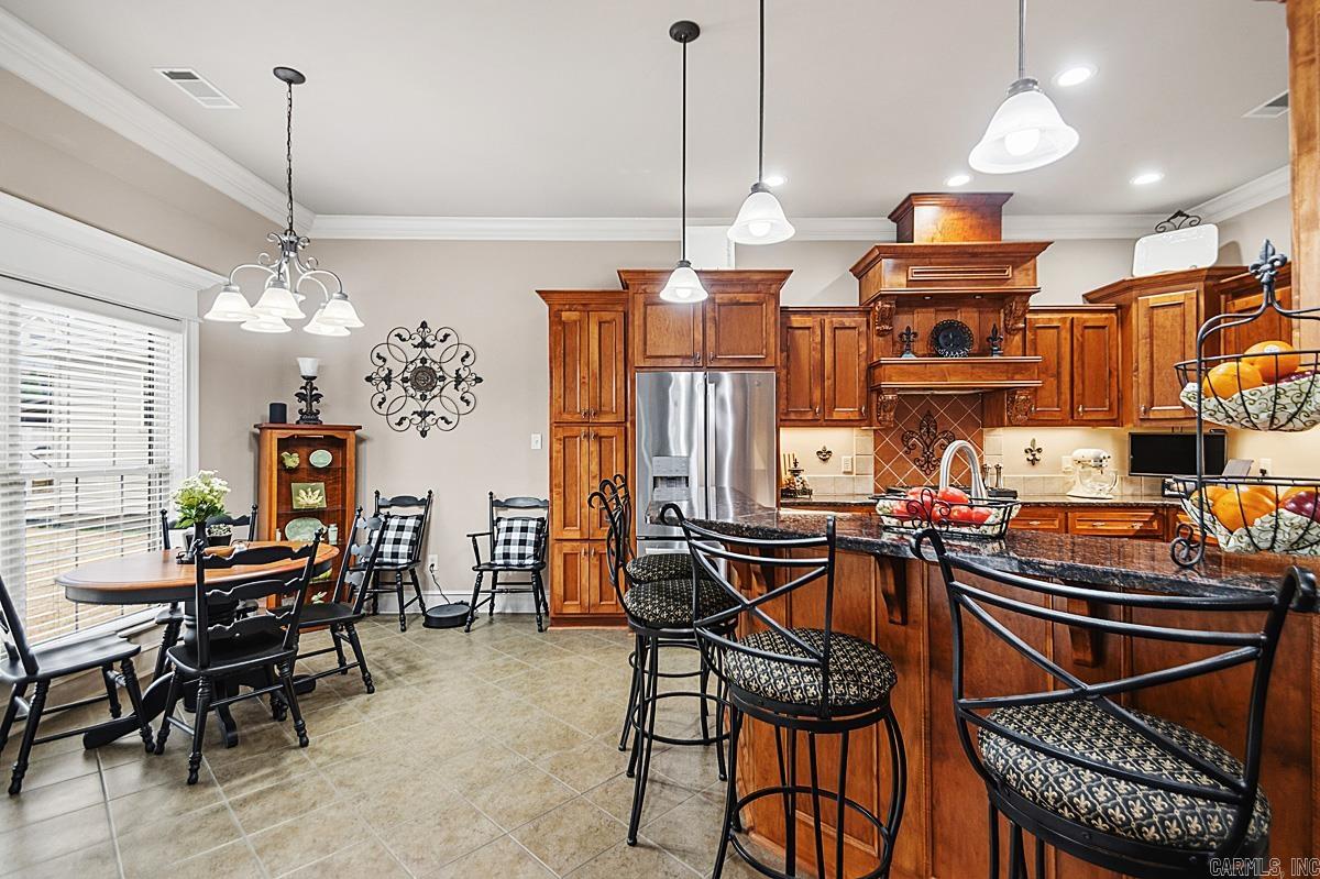 LONGHILLS VILLAGE - Residential