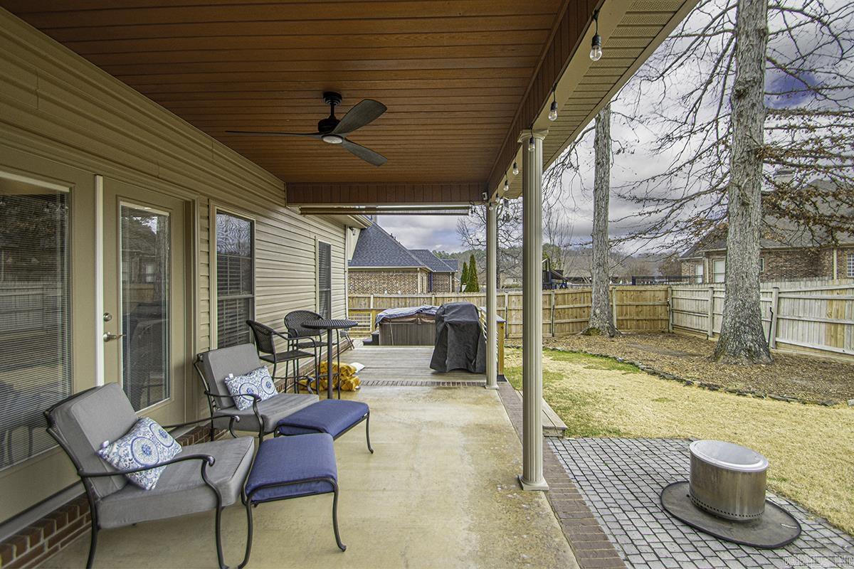 LONGHILLS VILLAGE - Residential