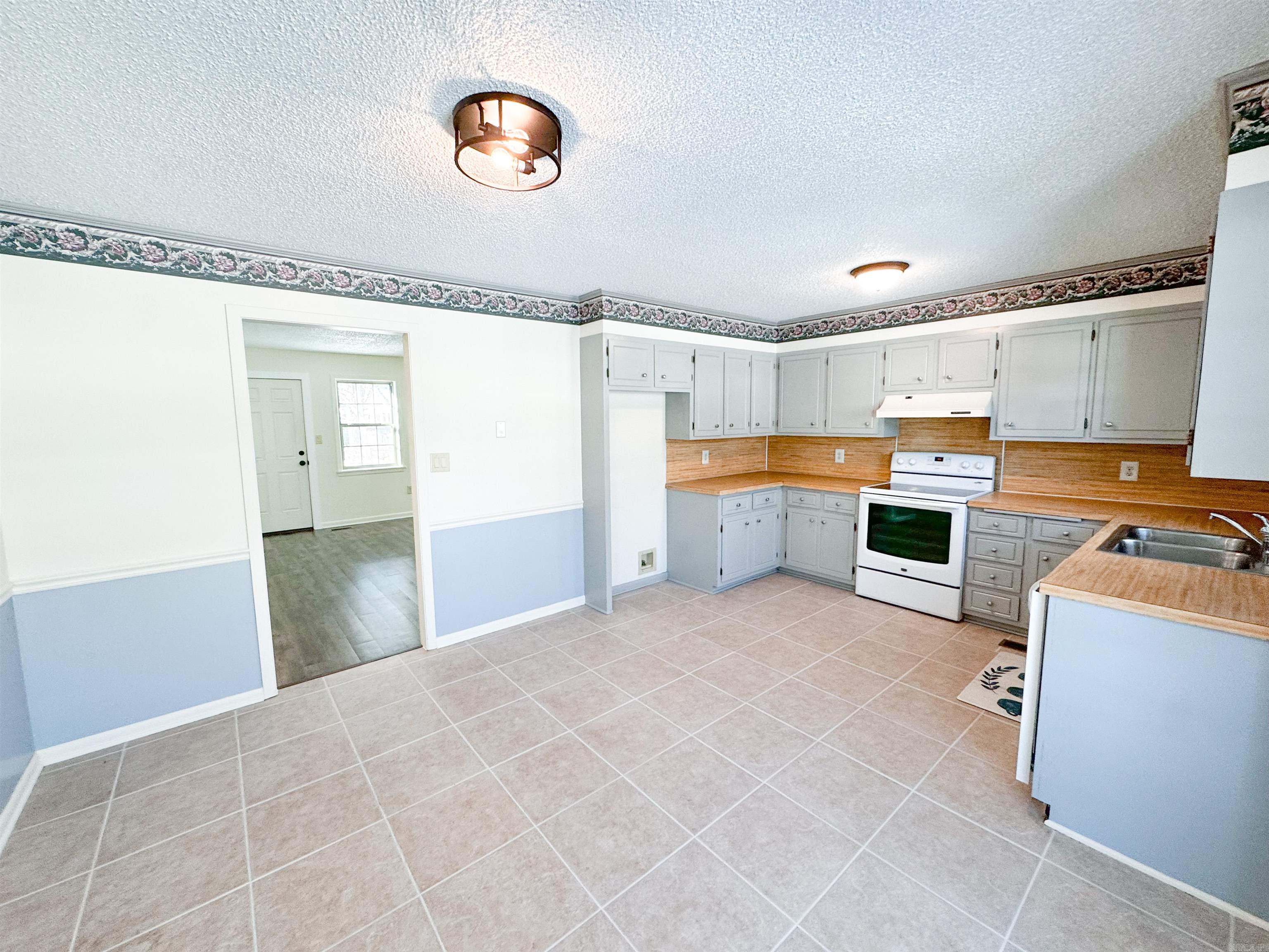 WEATHERSTONE ADD - Residential