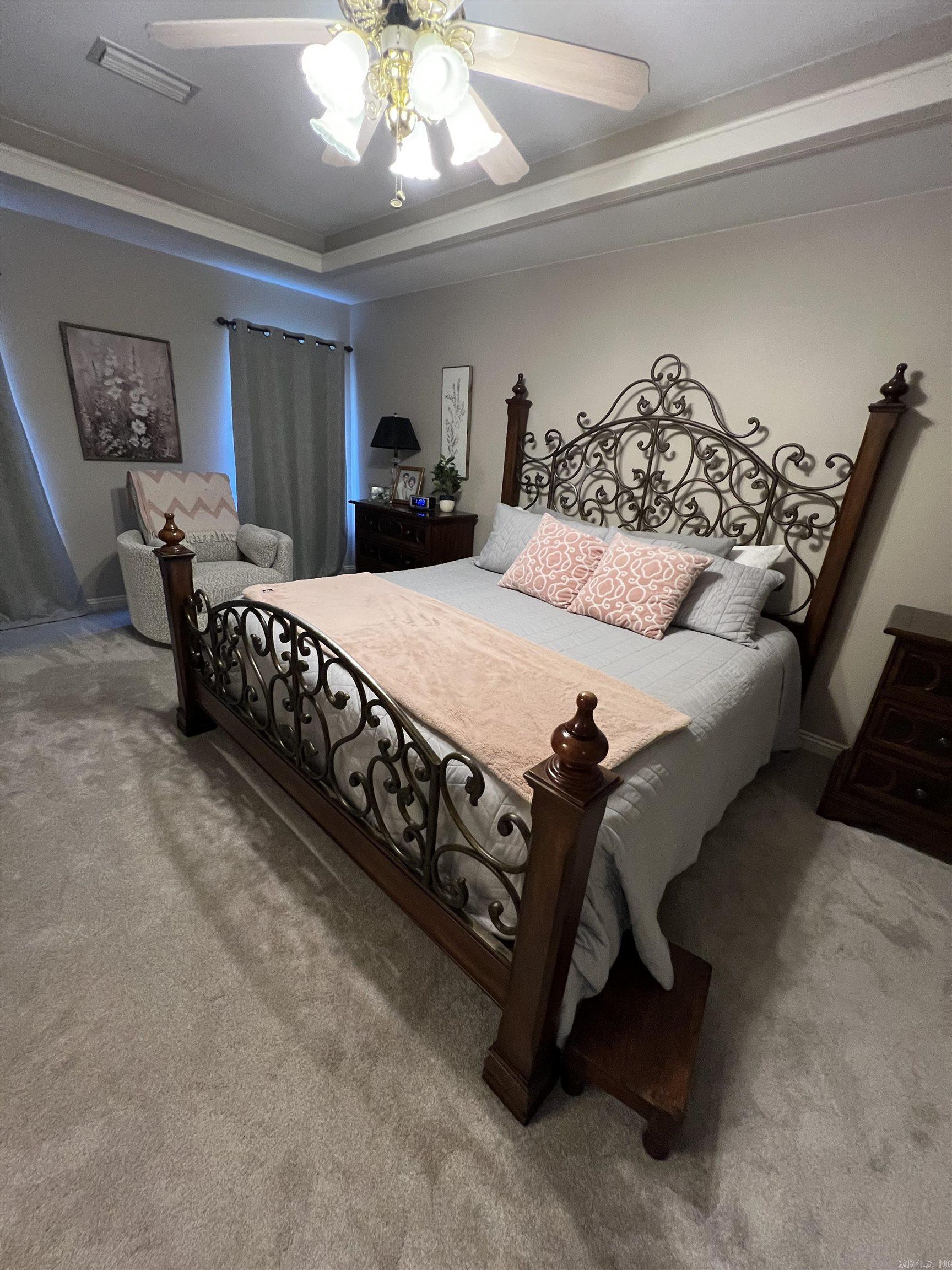 RIVER HEIGHTS ESTATE - Residential