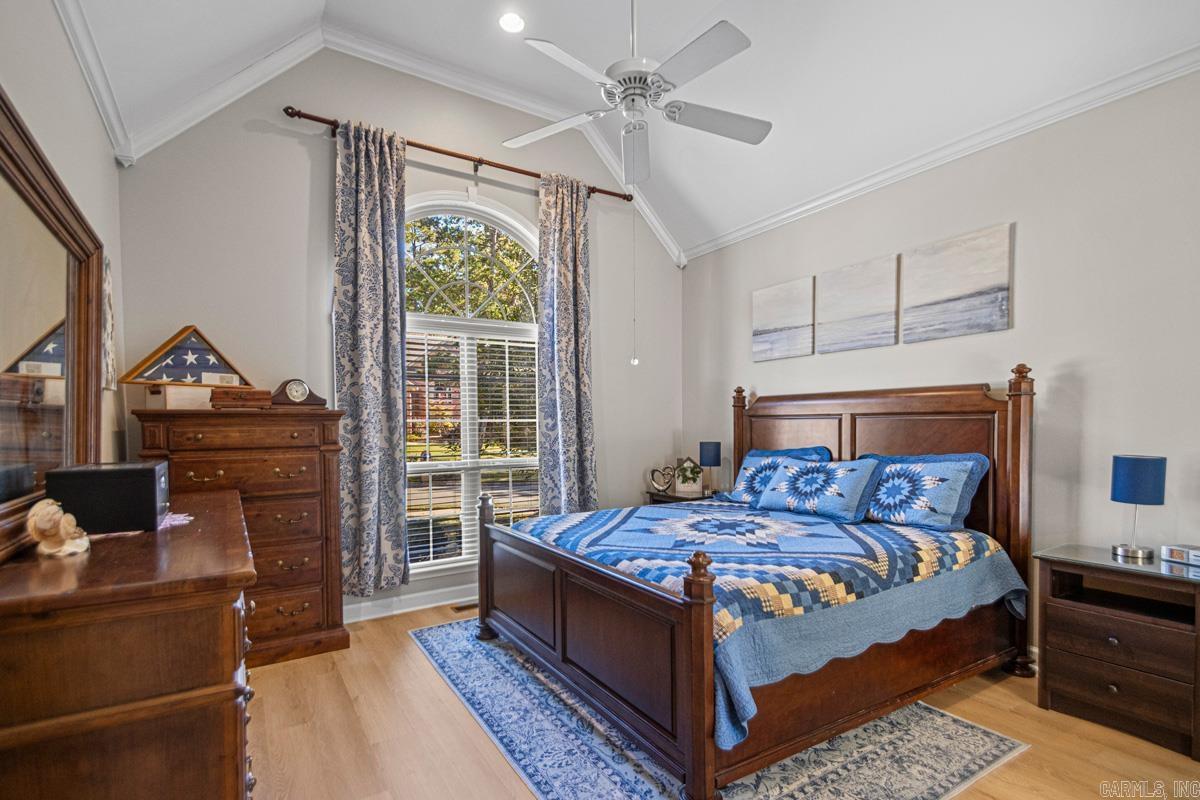 WOODLANDS EDGE - Residential