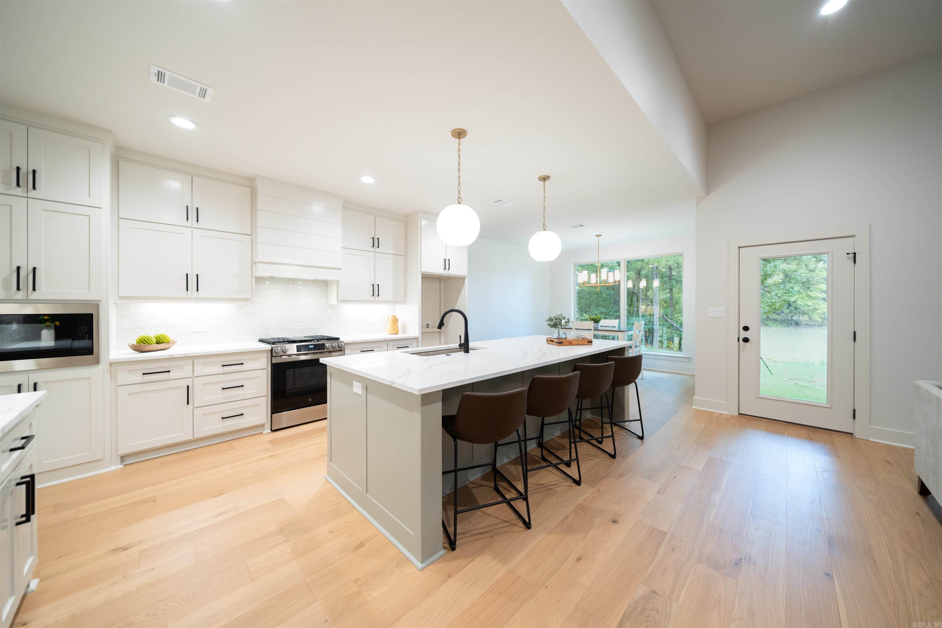 STONEBROOK - Residential