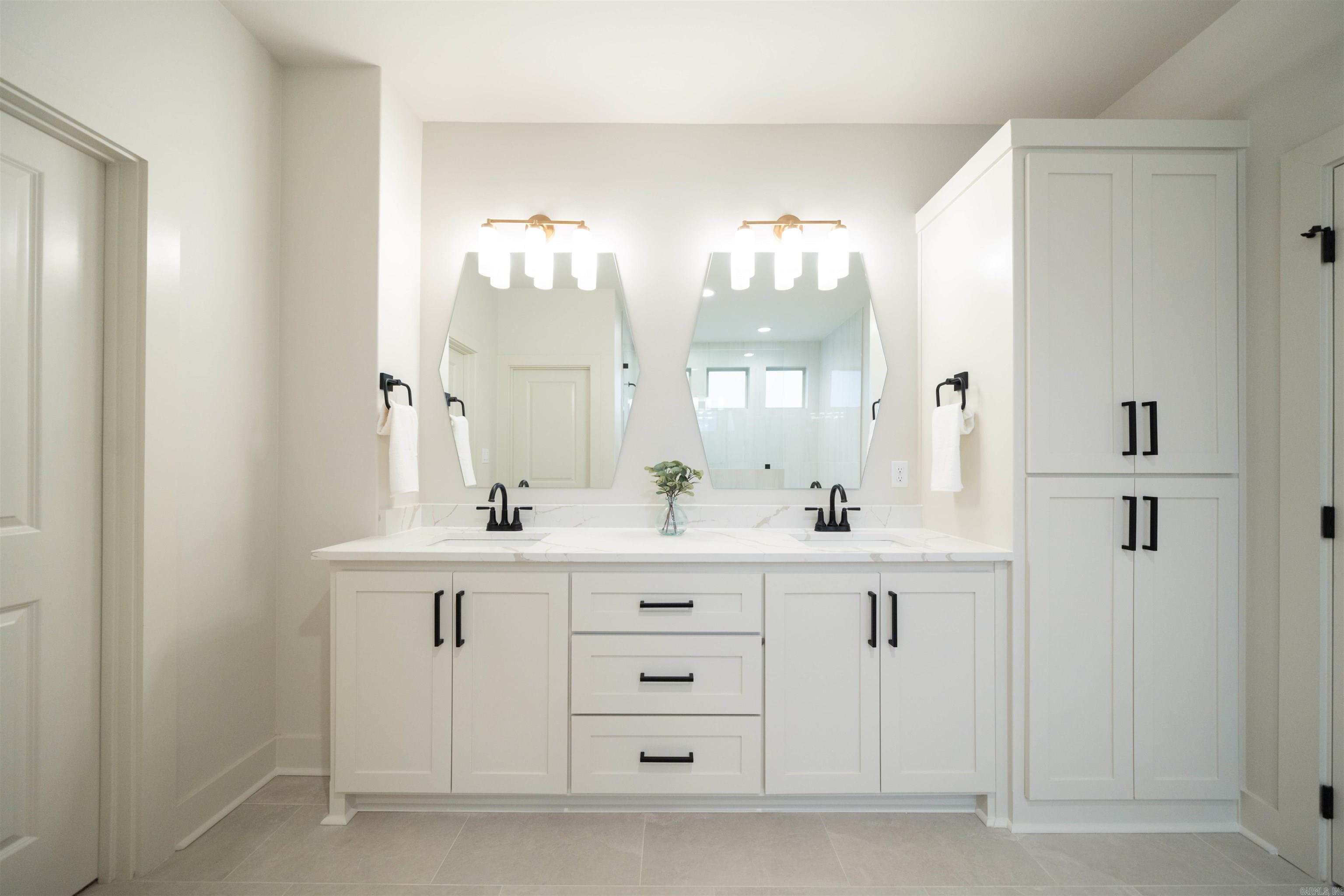 STONEBROOK - Residential