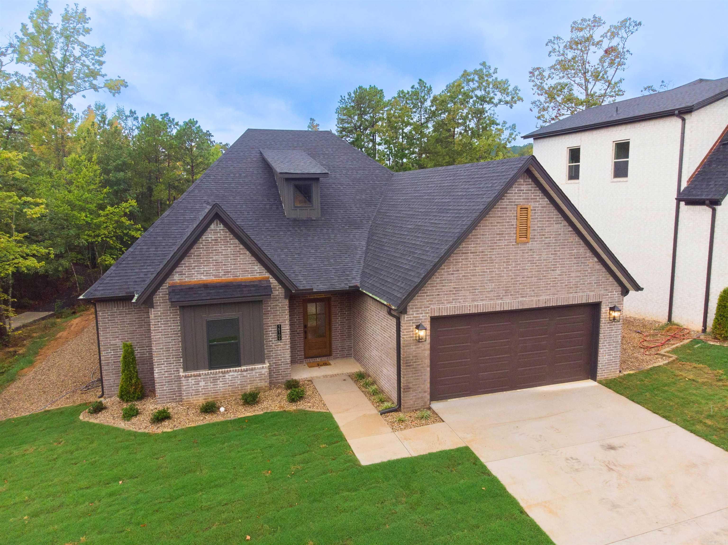 STONEBROOK - Residential