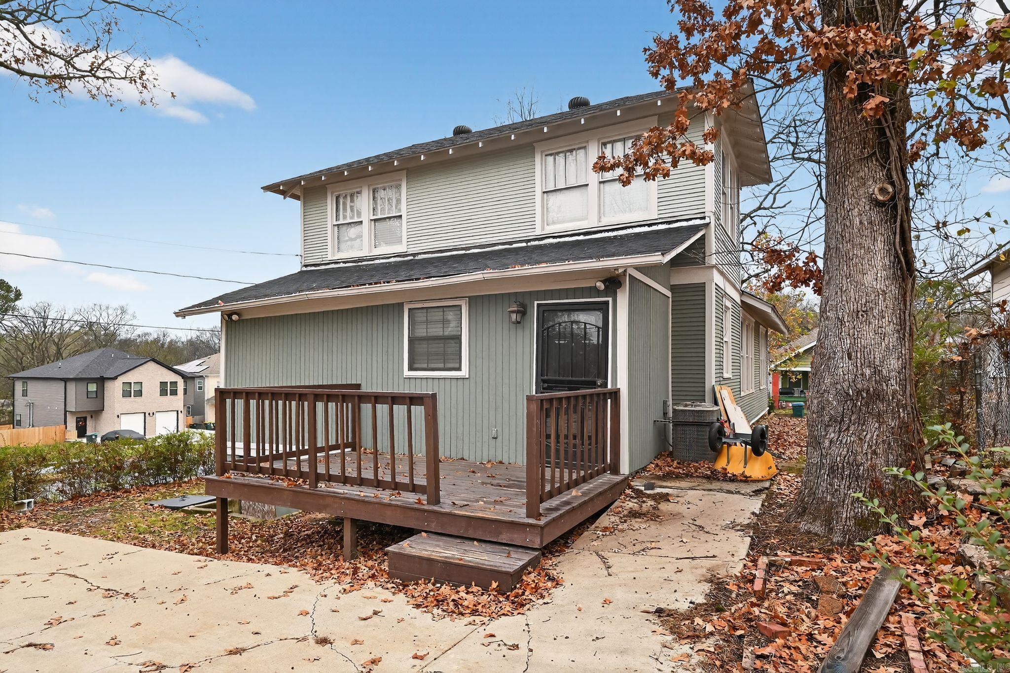 JONES & WORTHEN - Residential