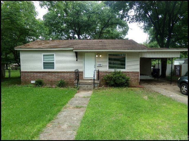 *JACKSONVILLE* COZY HOME IN OAK VIEW REPLAT SUBDIVISION!! This Home Features 2 Bedrooms And 1.5 Baths! Has Bonus Room Could Be Used As A 3rd Bedroom!! 1194 Square Feet! Vinyl and Tile Floor Throughout! Carport for Parking! AVAILABLE NOW!!! <a href='https://raineyrealty.com/virtualtour.php?r=cykupO'> Click here for a 360° Virtual Tour</a>
