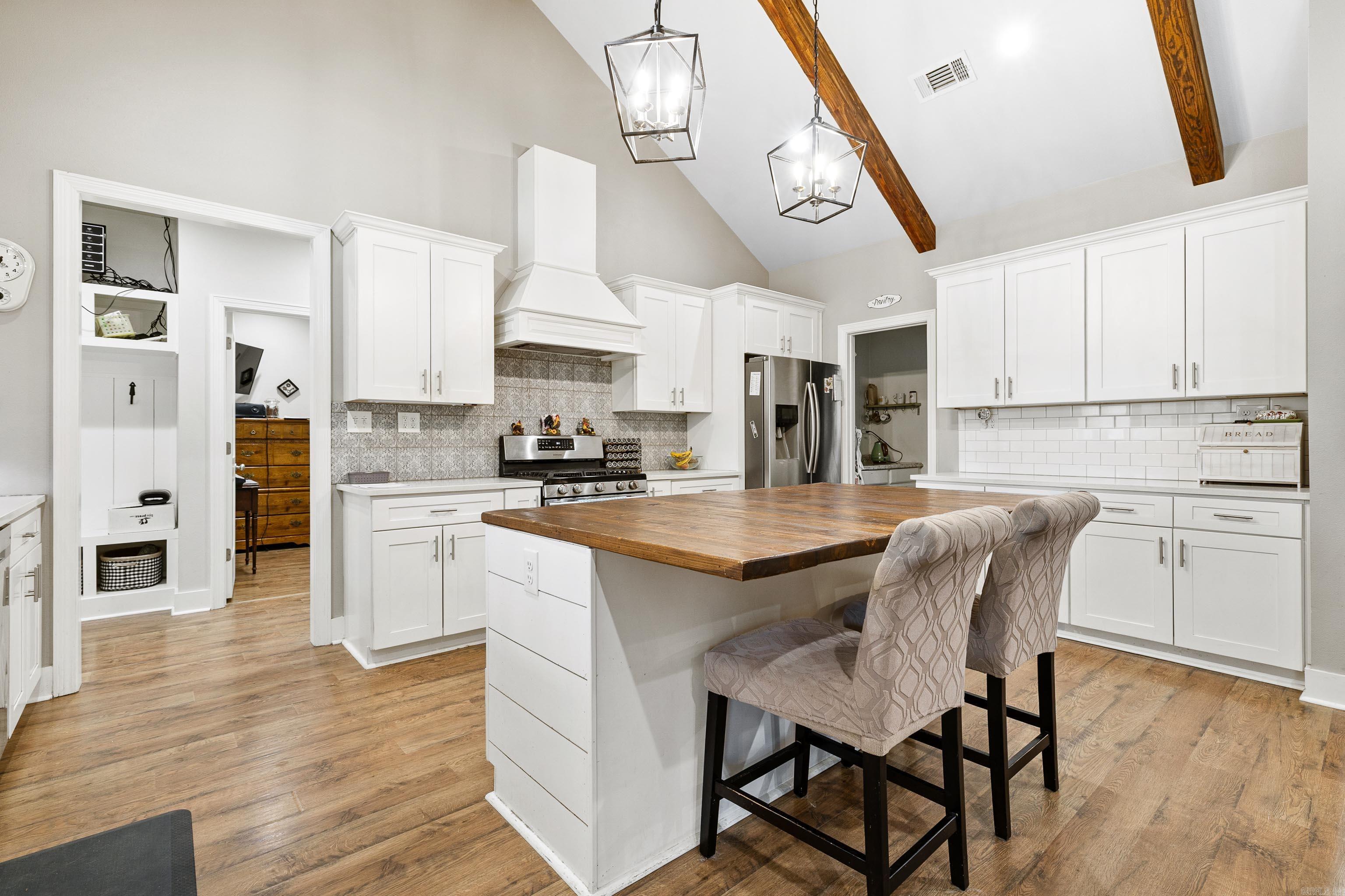 Metes & Bounds - Residential