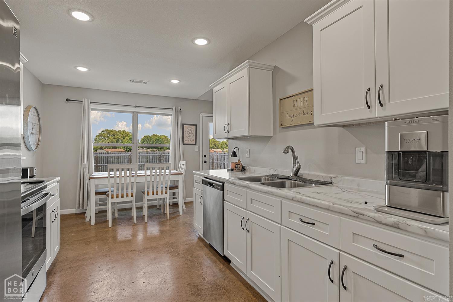 Lakewood Landing - Residential