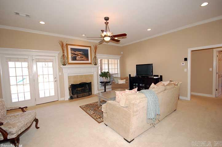 MILLERS CROSSING - Residential