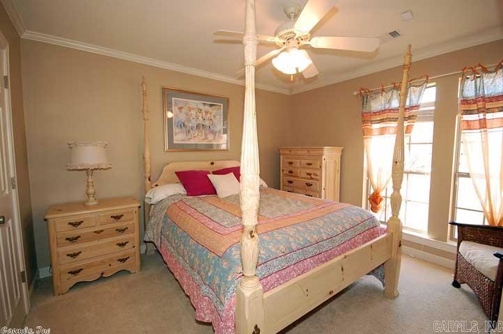 MILLERS CROSSING - Residential