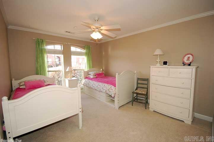 MILLERS CROSSING - Residential