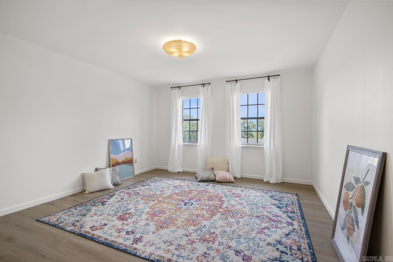 LUDINGTON HGTS - Residential