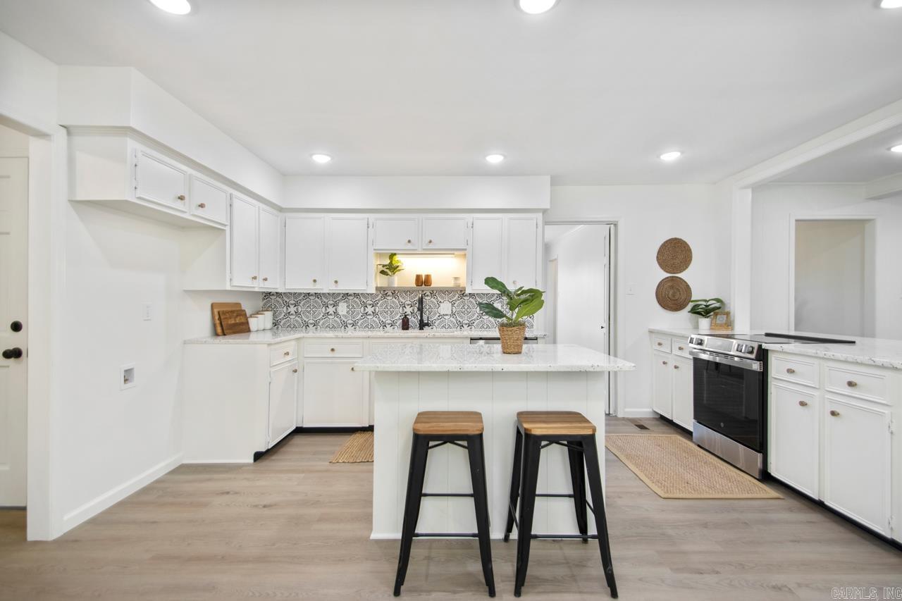 LUDINGTON HGTS - Residential