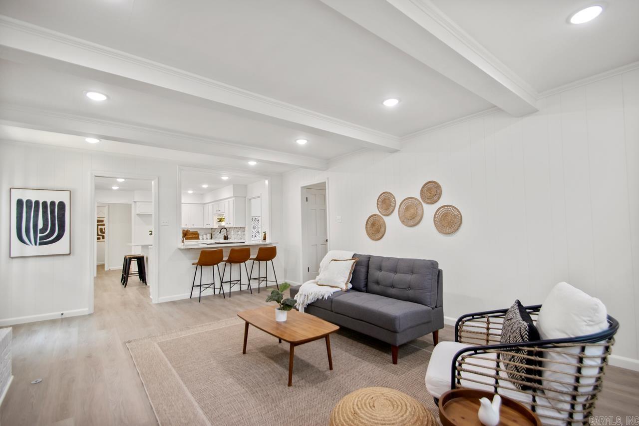 LUDINGTON HGTS - Residential