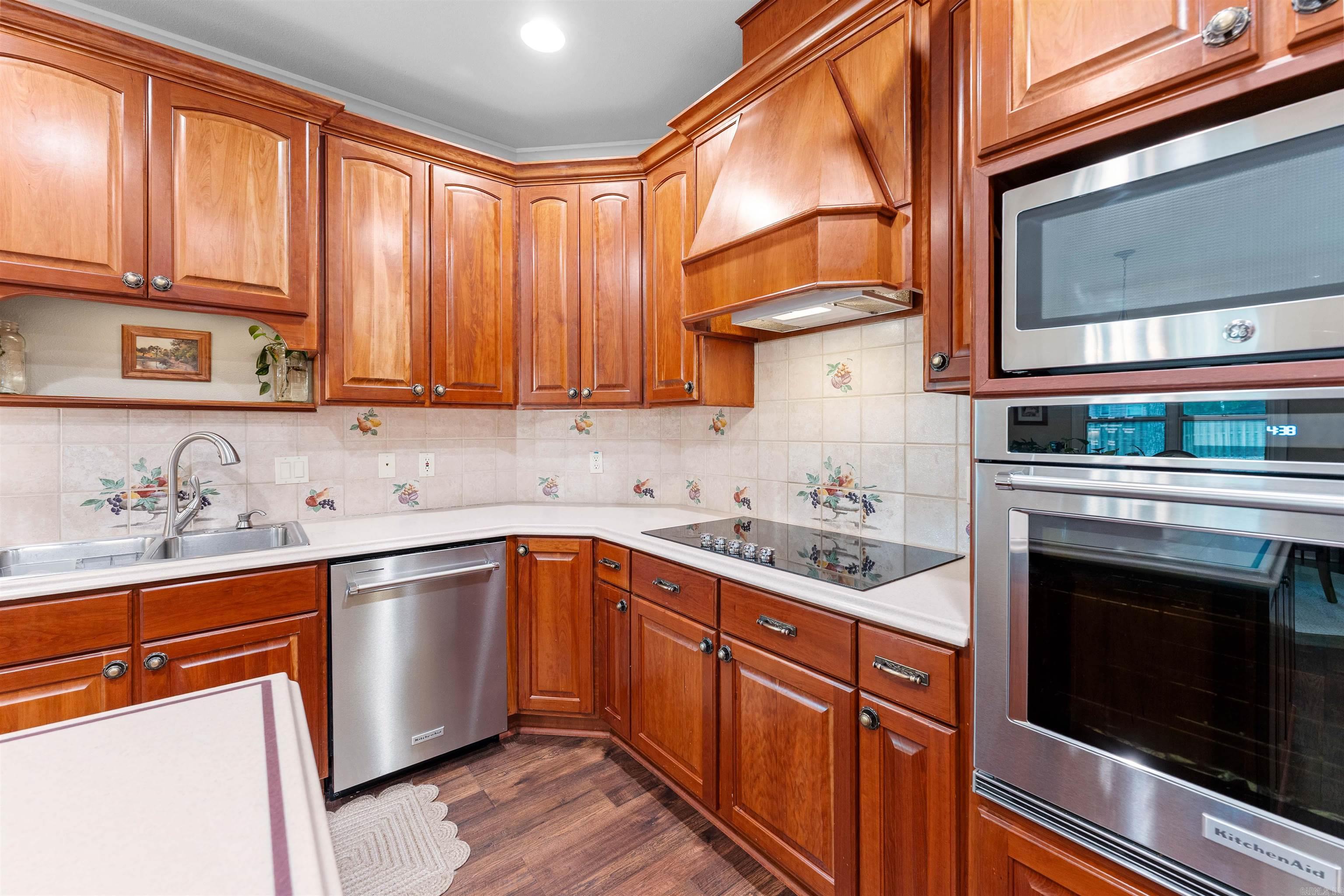 HURRICANE LAKE VILLA ESTATES - Residential