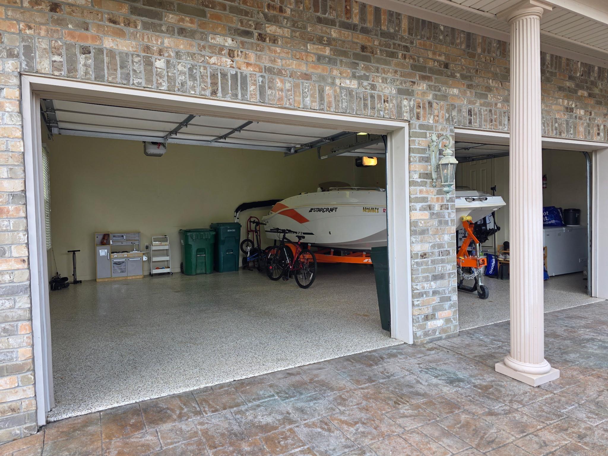 HURRICANE LAKE VILLA ESTATES - Residential