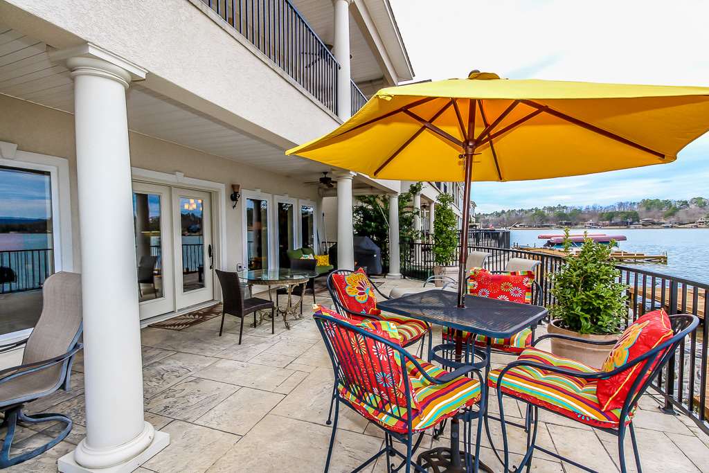 Vizcaya at the Lake - Residential