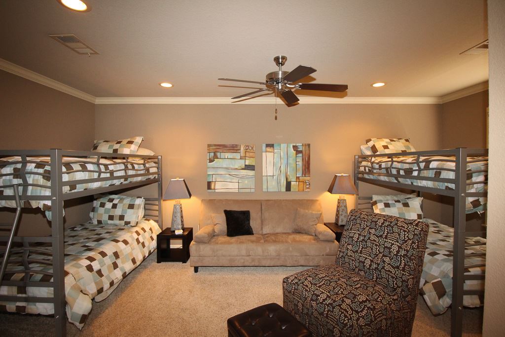 Vizcaya at the Lake - Residential