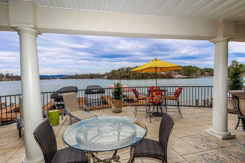 Vizcaya at the Lake - Residential