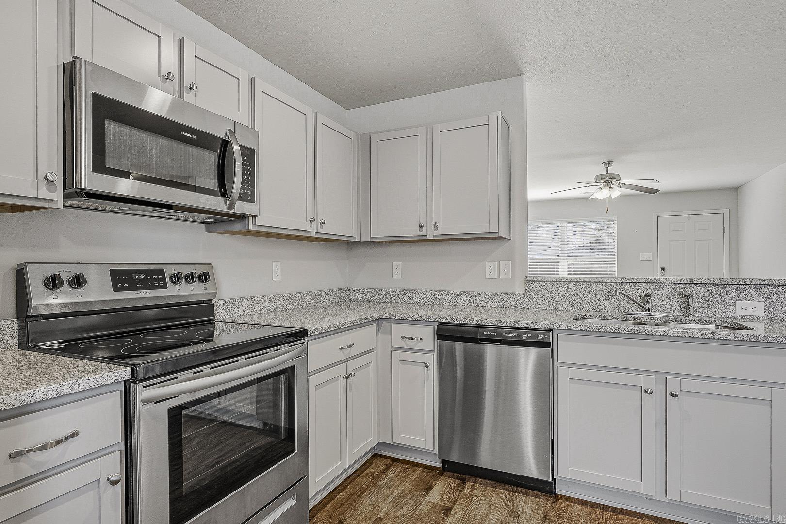 Willow Pointe - Residential