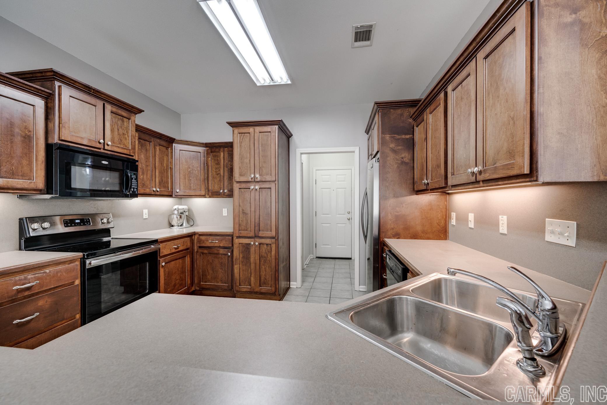 SOUTH WIND - Residential