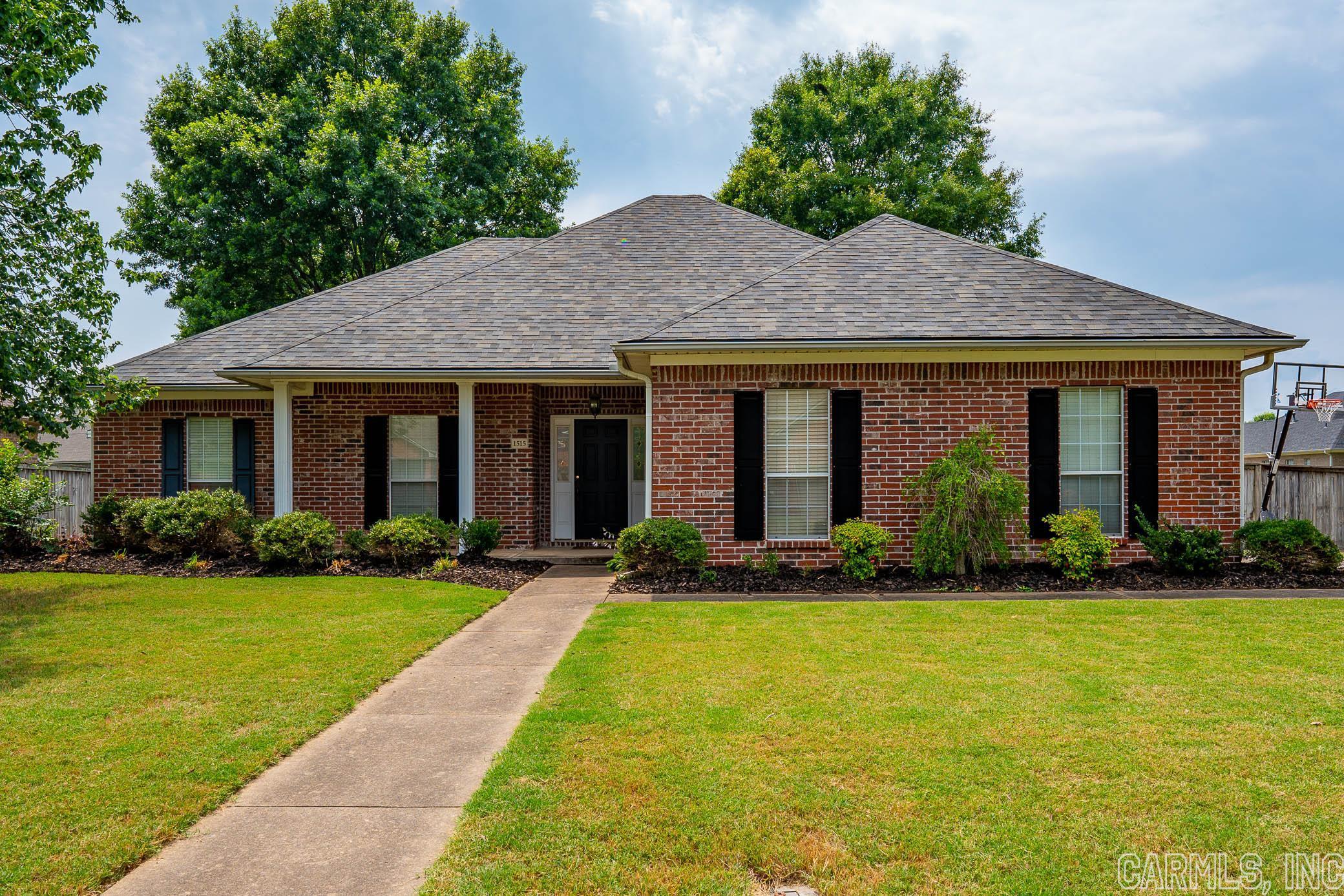 SOUTH WIND - Residential