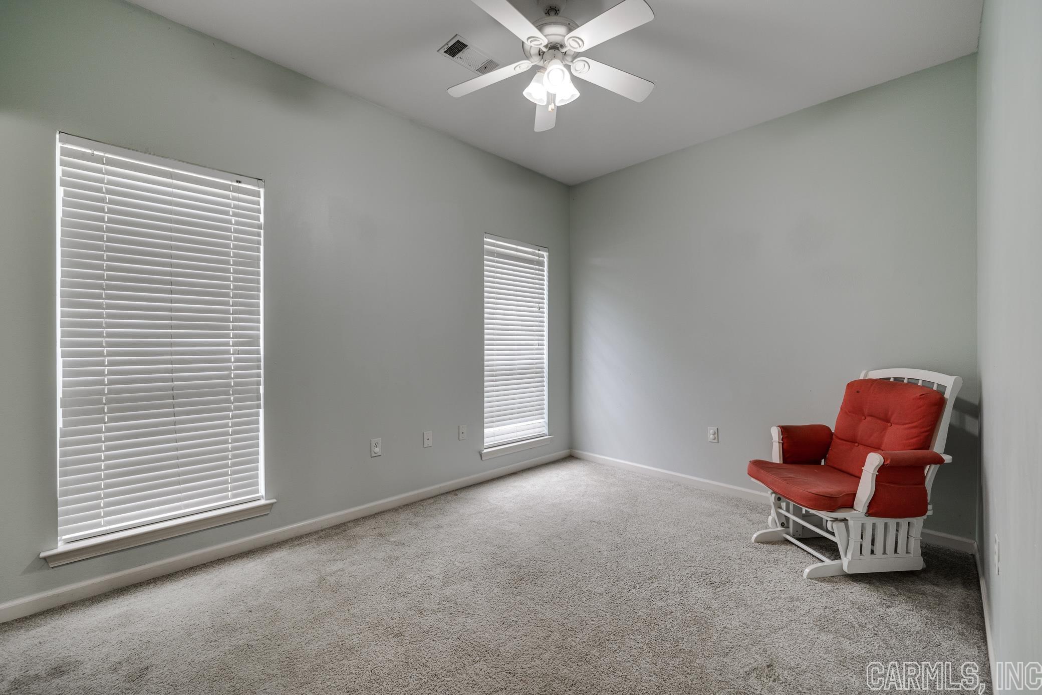 SOUTH WIND - Residential