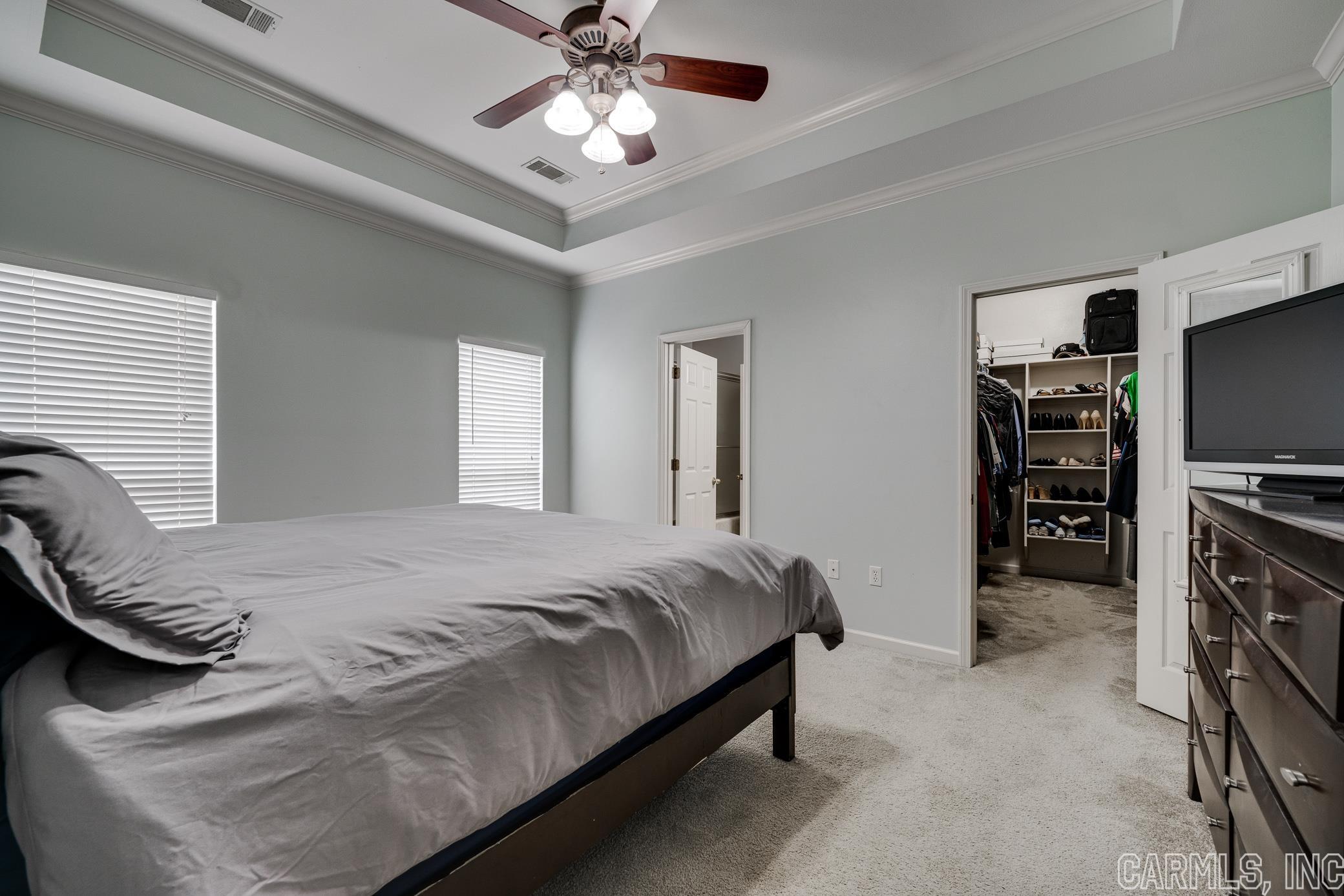 SOUTH WIND - Residential